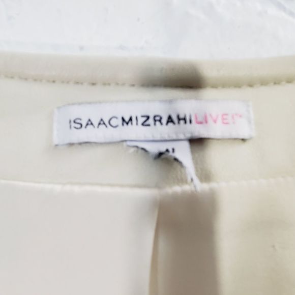 Isaac Mizrahi Live laser cut leather zip up jacket coat  cream yellow  Medium - Picture 3 of 15